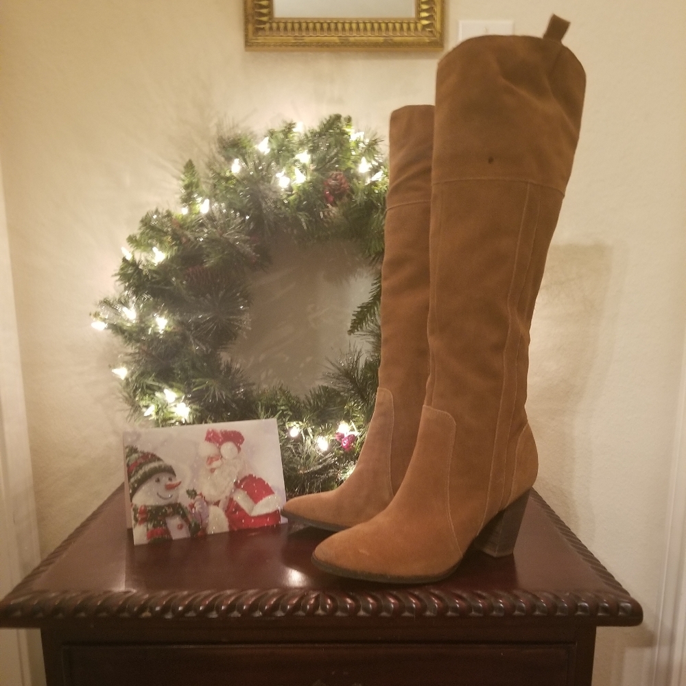 Brand New-Never Worn, Almond Women's Faux Suede Leather boots, Sz 8.5.